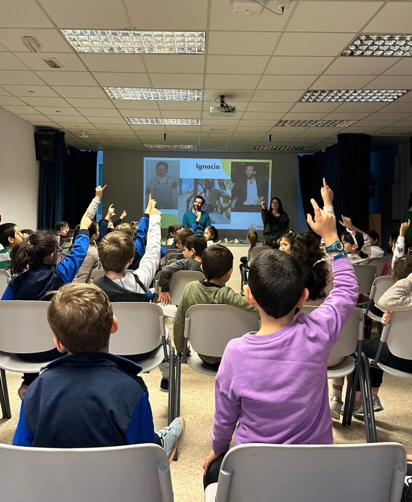 Sesión de tratamiento individualizado de psicología del proyecto ¡Yo también puedo! de AMEB